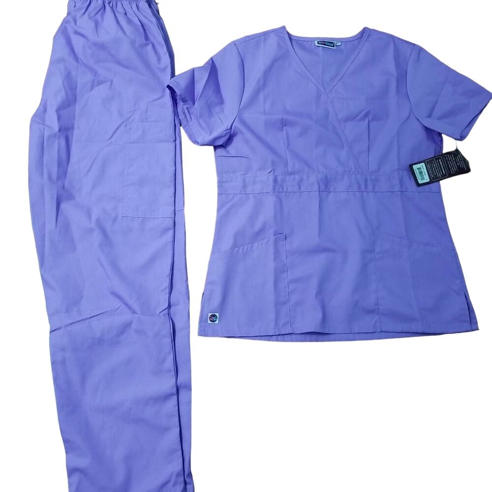 NWT Sivvan Women's Purple Scrubs Set Size Small 20221-0312